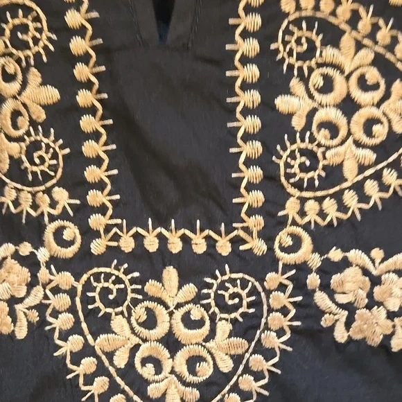 Anthropologie Stylish Embroidered Black Blouse - Picture 2 of 9